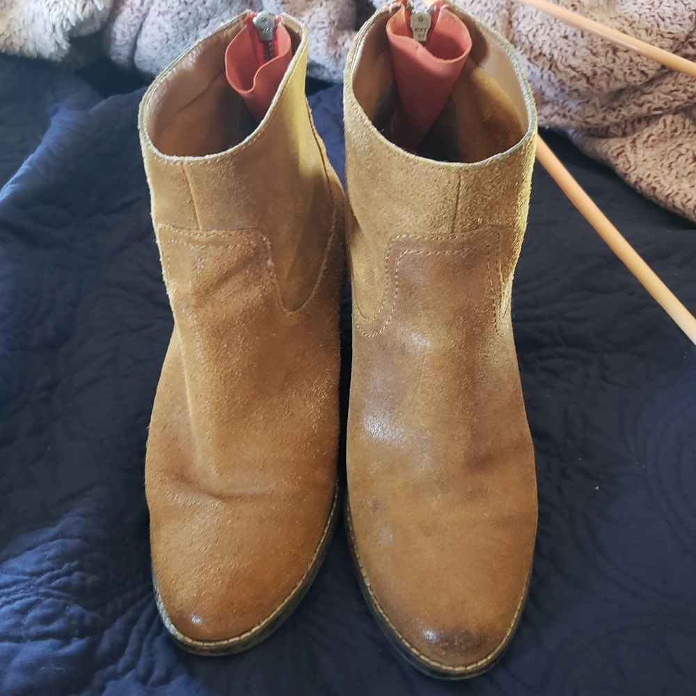Dolce Vita booties